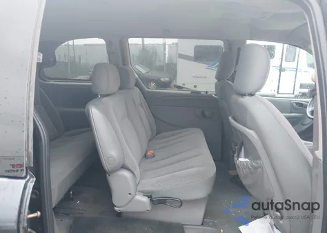 2007 Chrysler Town & Country from USA, damaged, VIN 1A4GJ45R87B152076